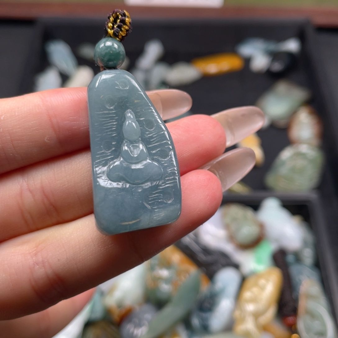 定制翡翠未镶嵌翡翠