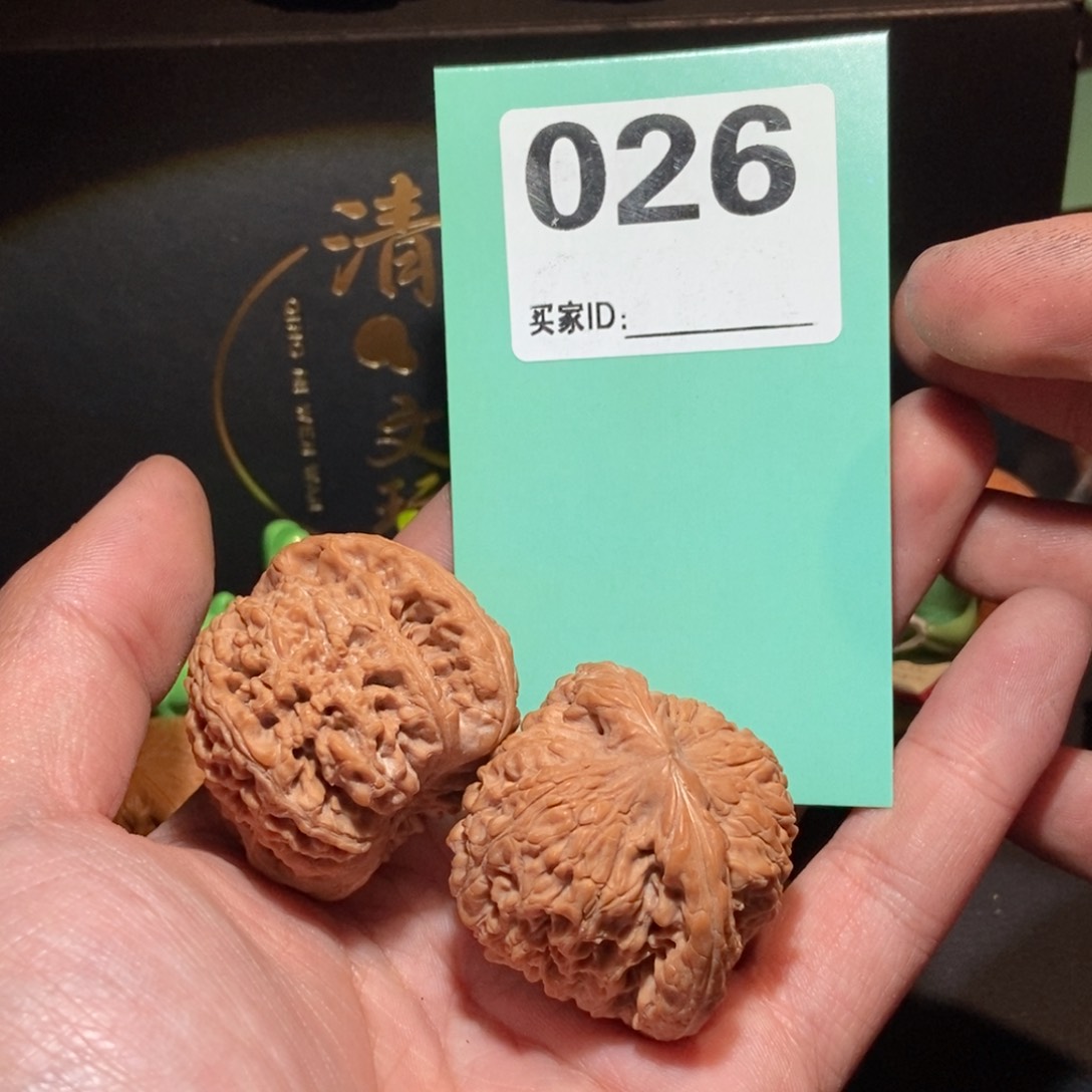 文玩核桃把件026南疆