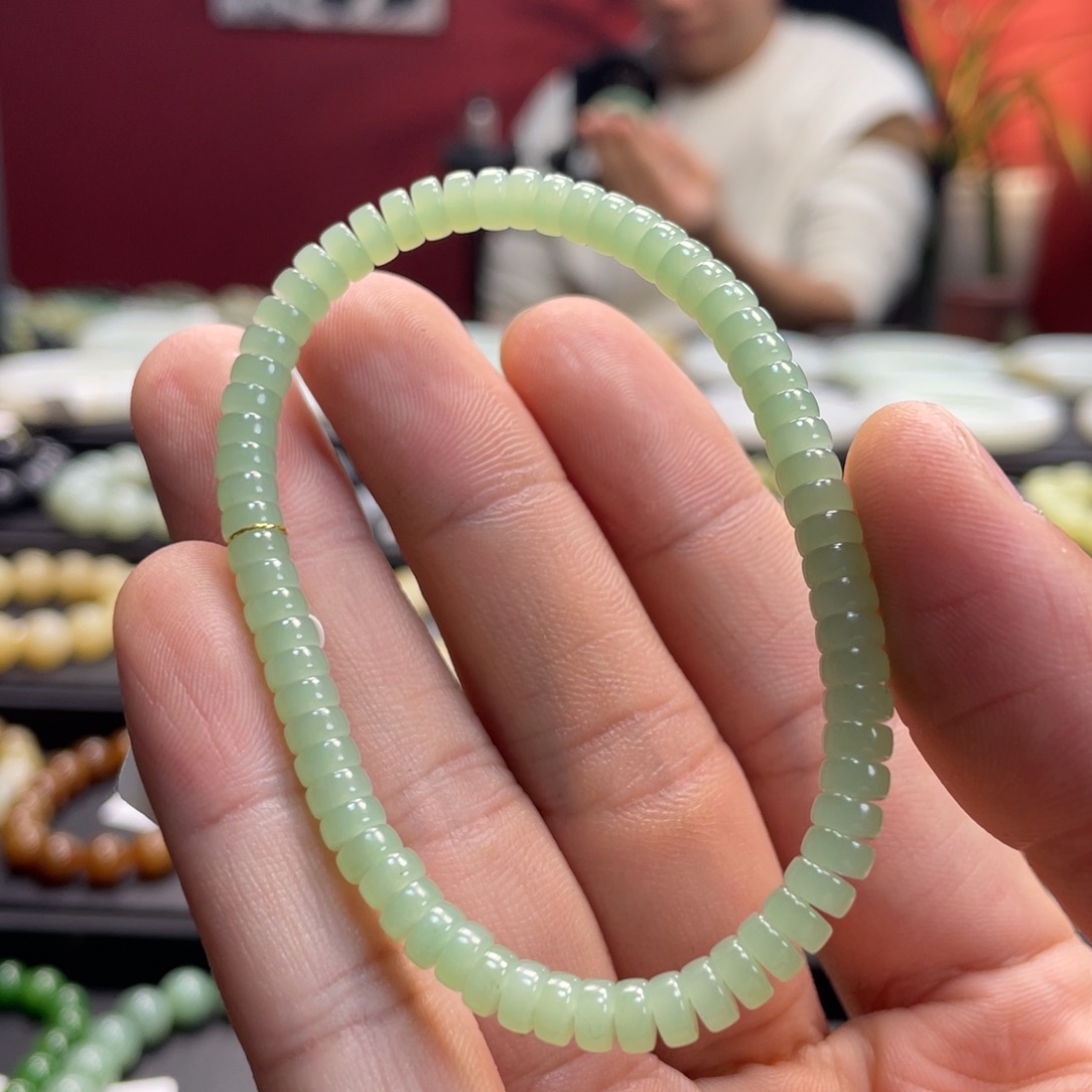 和田玉手链未镶嵌