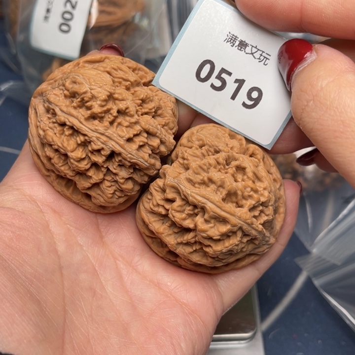 文玩核桃把件粗筋47