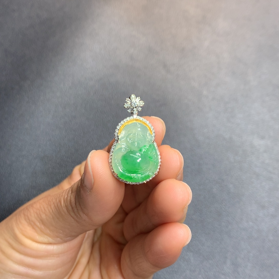 翡翠吊坠(不含链)18K金镶嵌