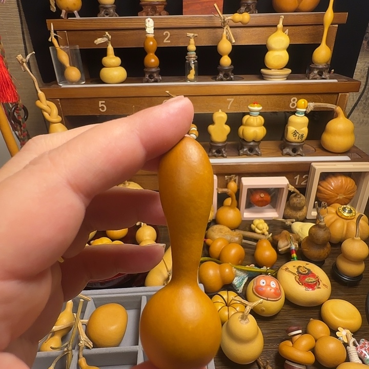 葫芦1111本捻手把件