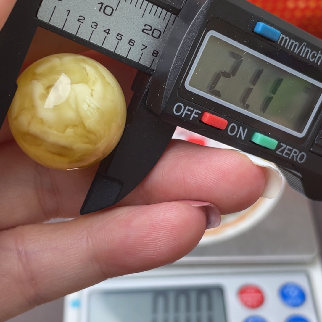 未镶嵌琥珀裸石蜜蜡403