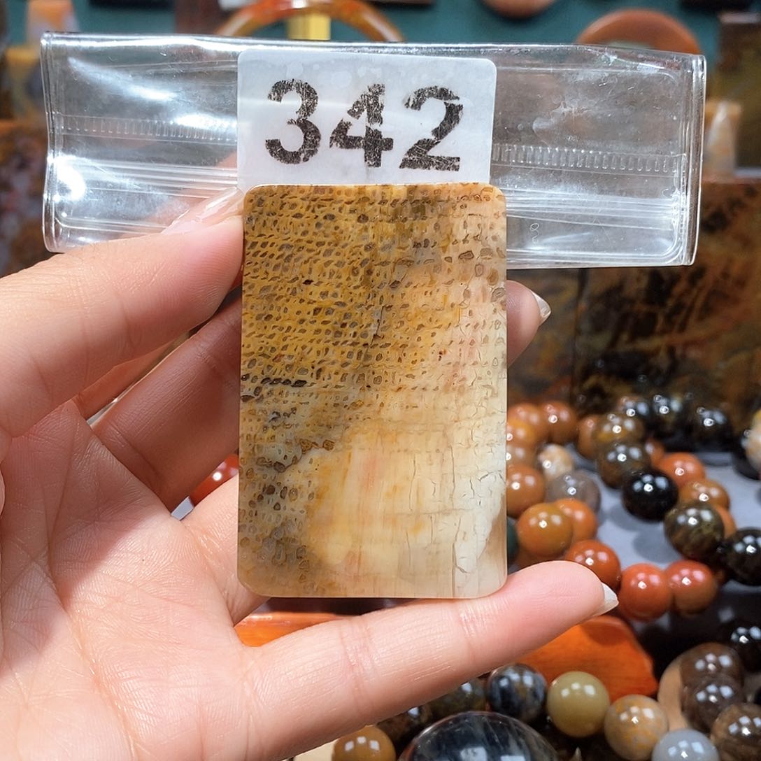 硅化玉天然北票硅化玉牌子未镶嵌天然北票硅化玉牌子