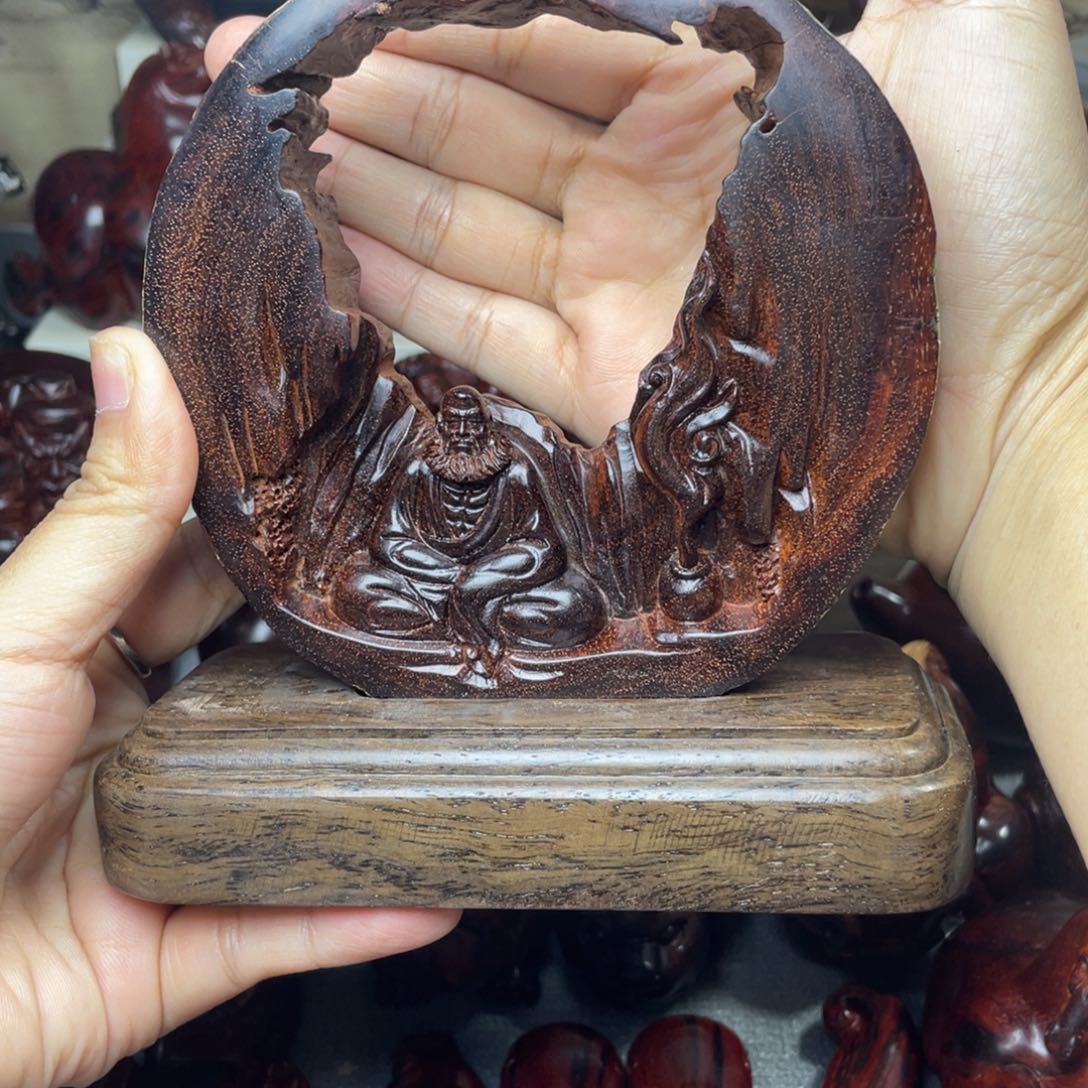 檀香紫檀（小叶紫檀）名*