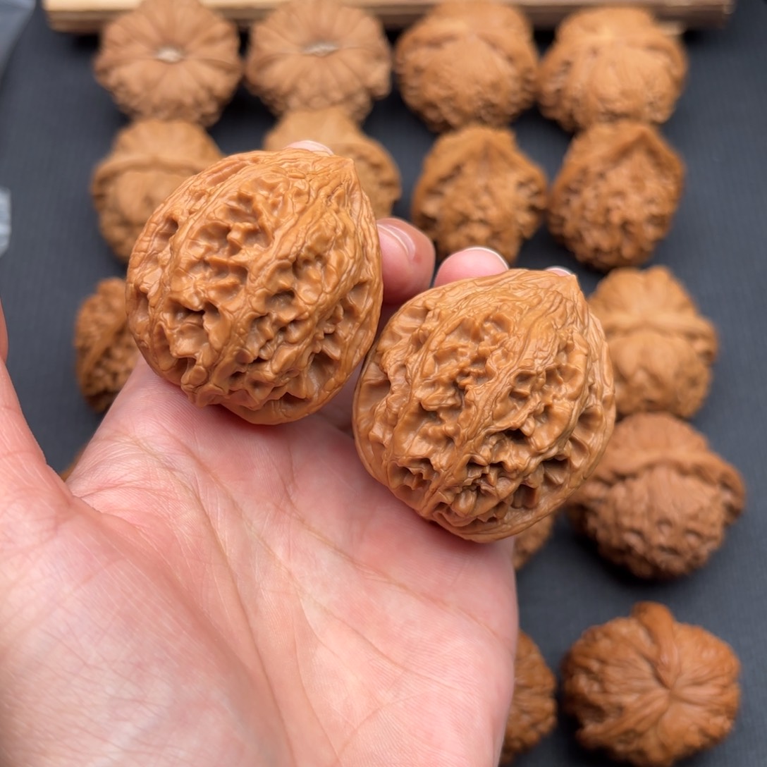 文玩核桃把件大沽石42