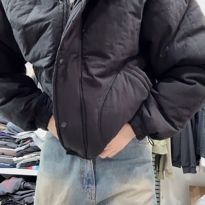 搜嘎山和小女孩一起