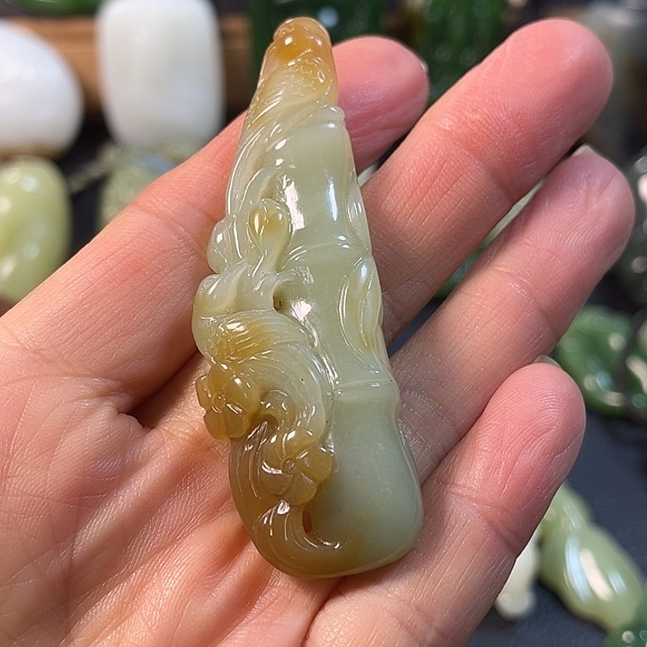 和田玉（糖玉）未镶嵌吊坠(不含链)