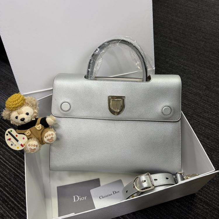 95新/迪奥/C8854027351/[MQR1227B0027]