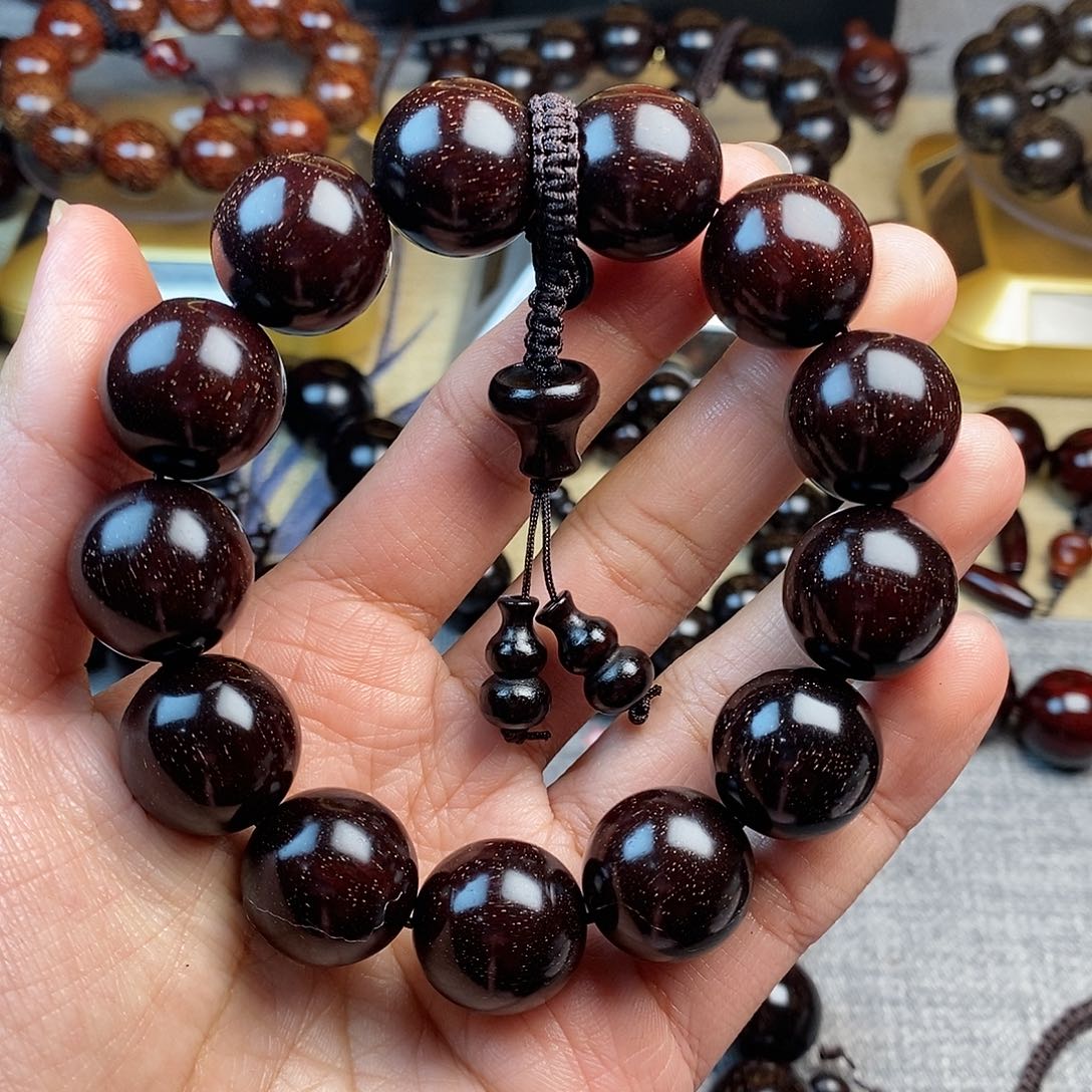 檀香紫檀（小叶紫檀）1.8满