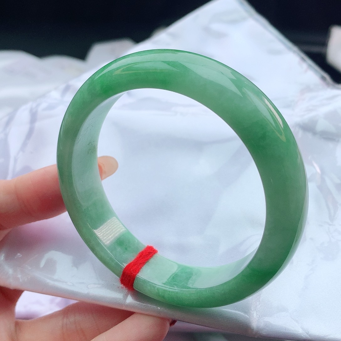 翡翠手镯未镶嵌56圈口882264