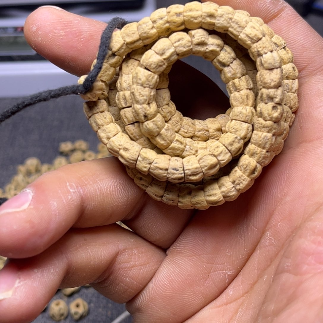 柏香籽/百香籽吊坠