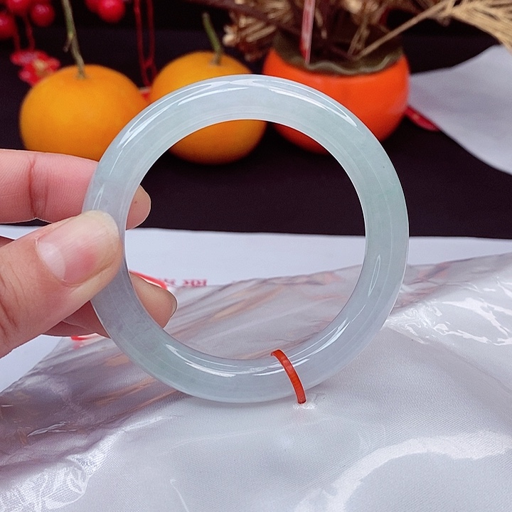 翡翠手镯未镶嵌54圆265