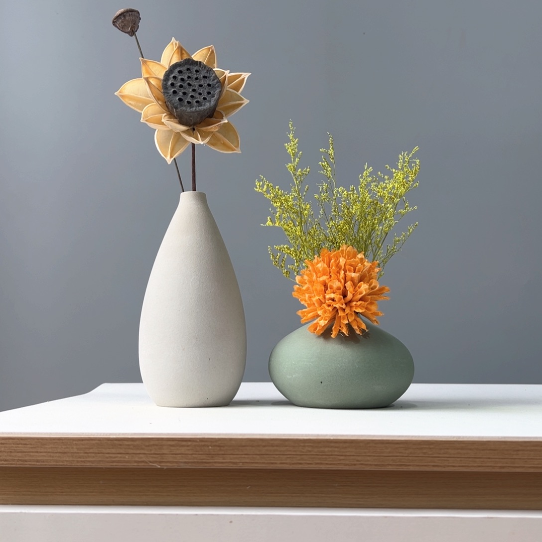 瓶花瓶带花高度20-30厘米左右