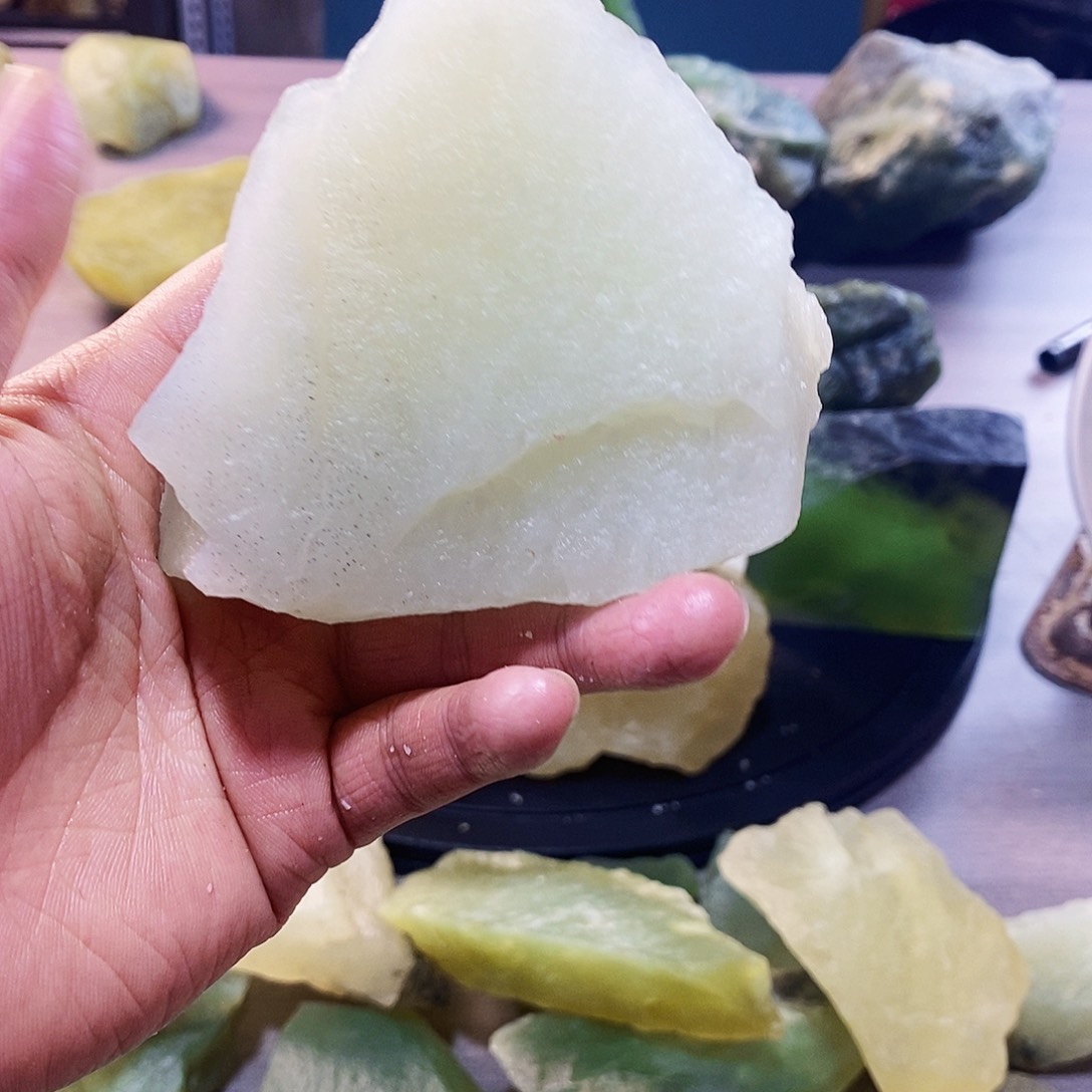 @***人蛇纹石玉未镶嵌岫玉原石蛇纹石玉