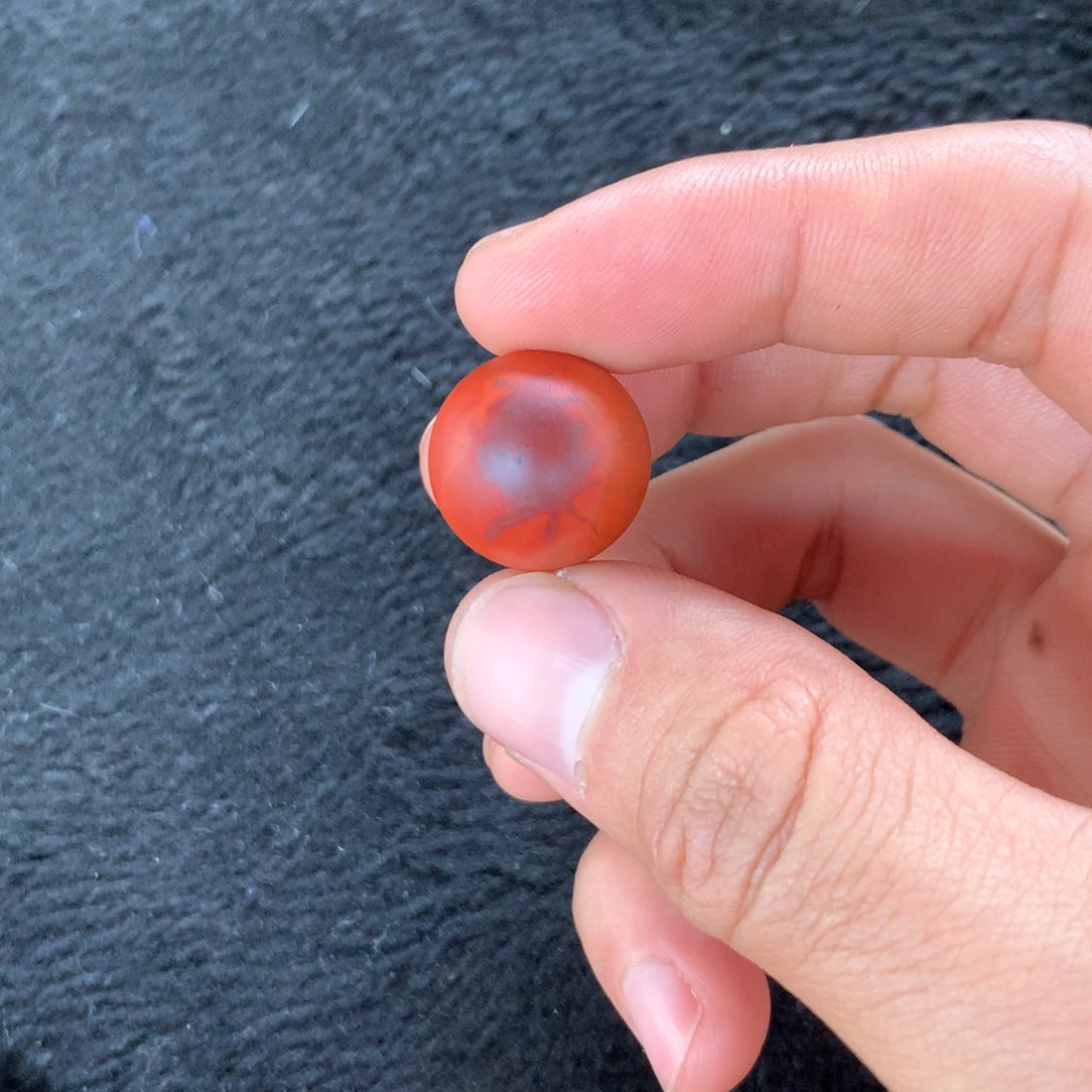 南红玛瑙未镶嵌挂件