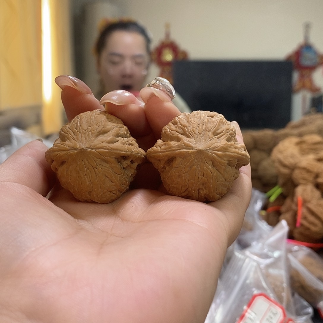 把件文玩核桃36铁锤有黄