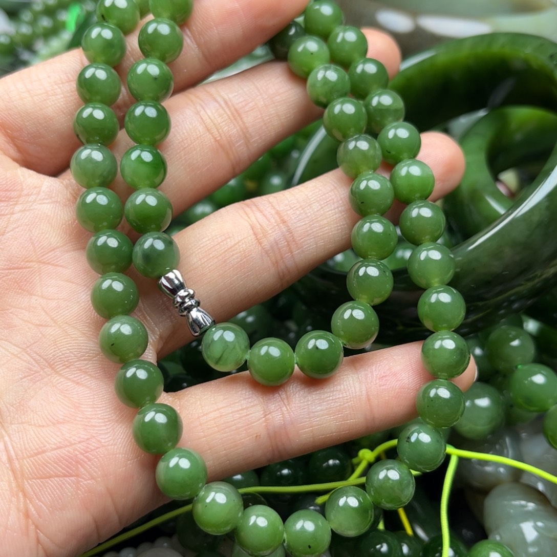 和田玉（碧玉）未镶嵌颈饰