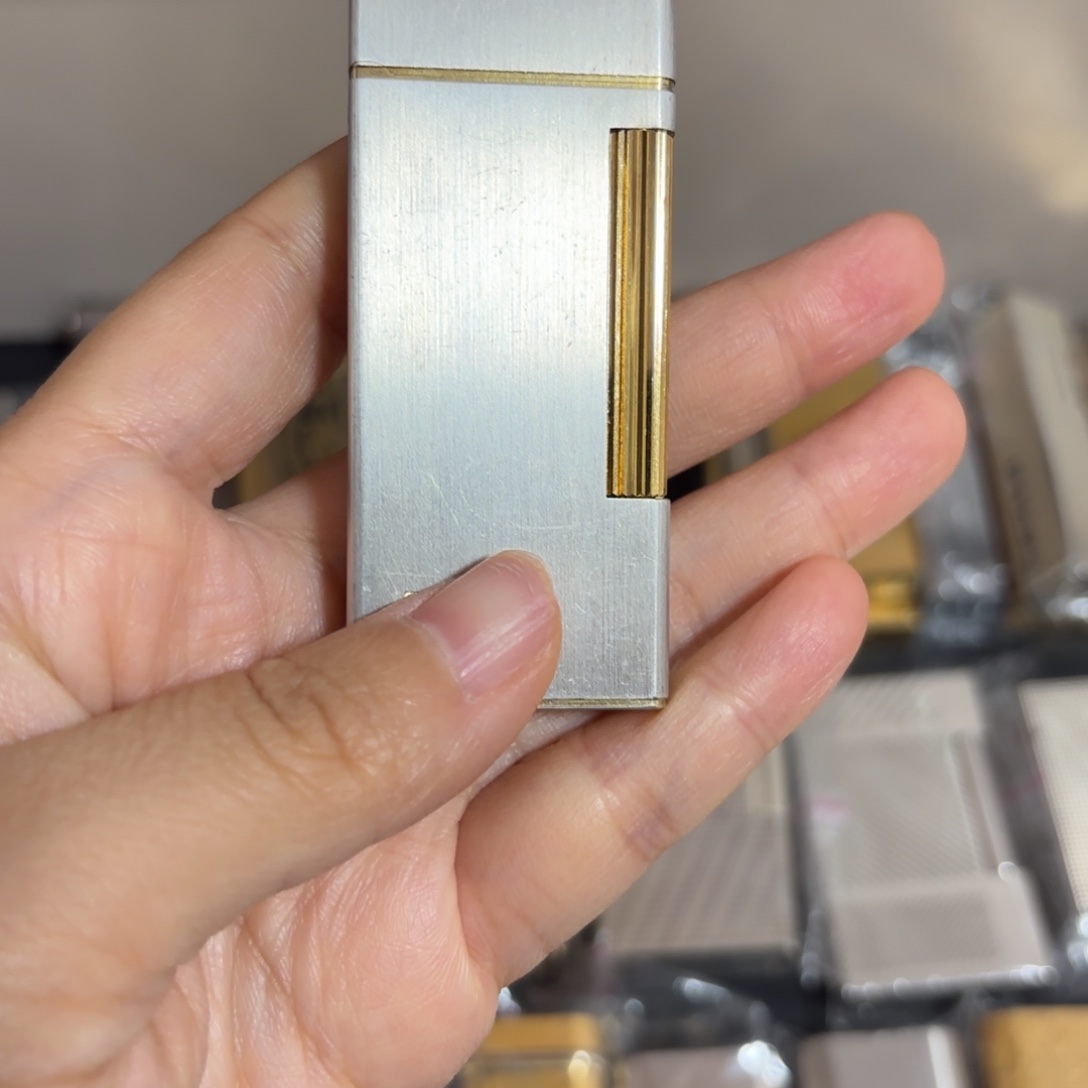 都登卡中古打火机