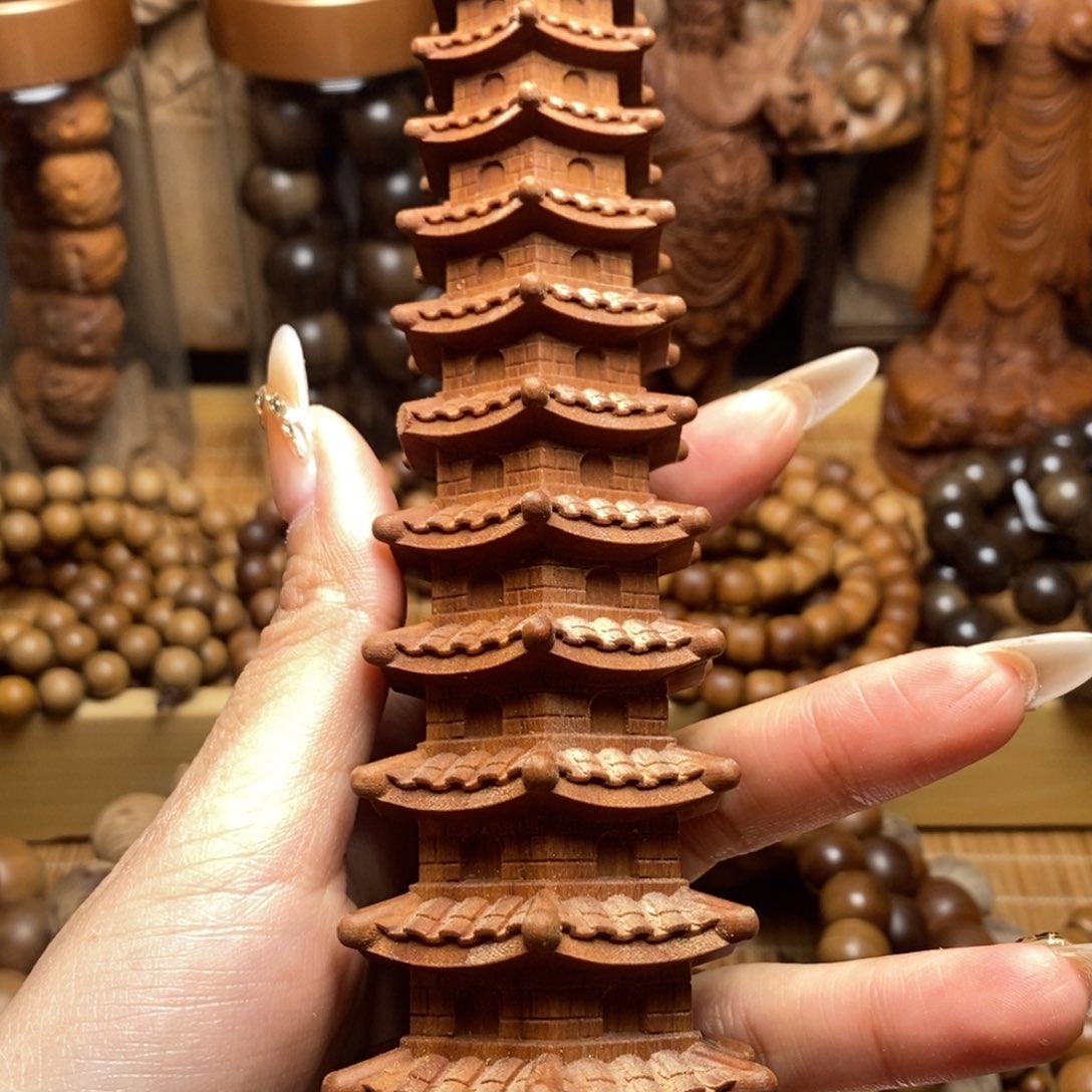 檀香木把件摆件奶香