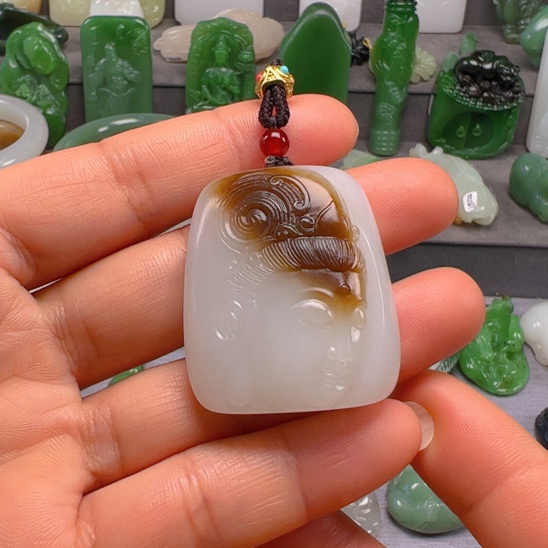 和田玉颈饰未镶嵌