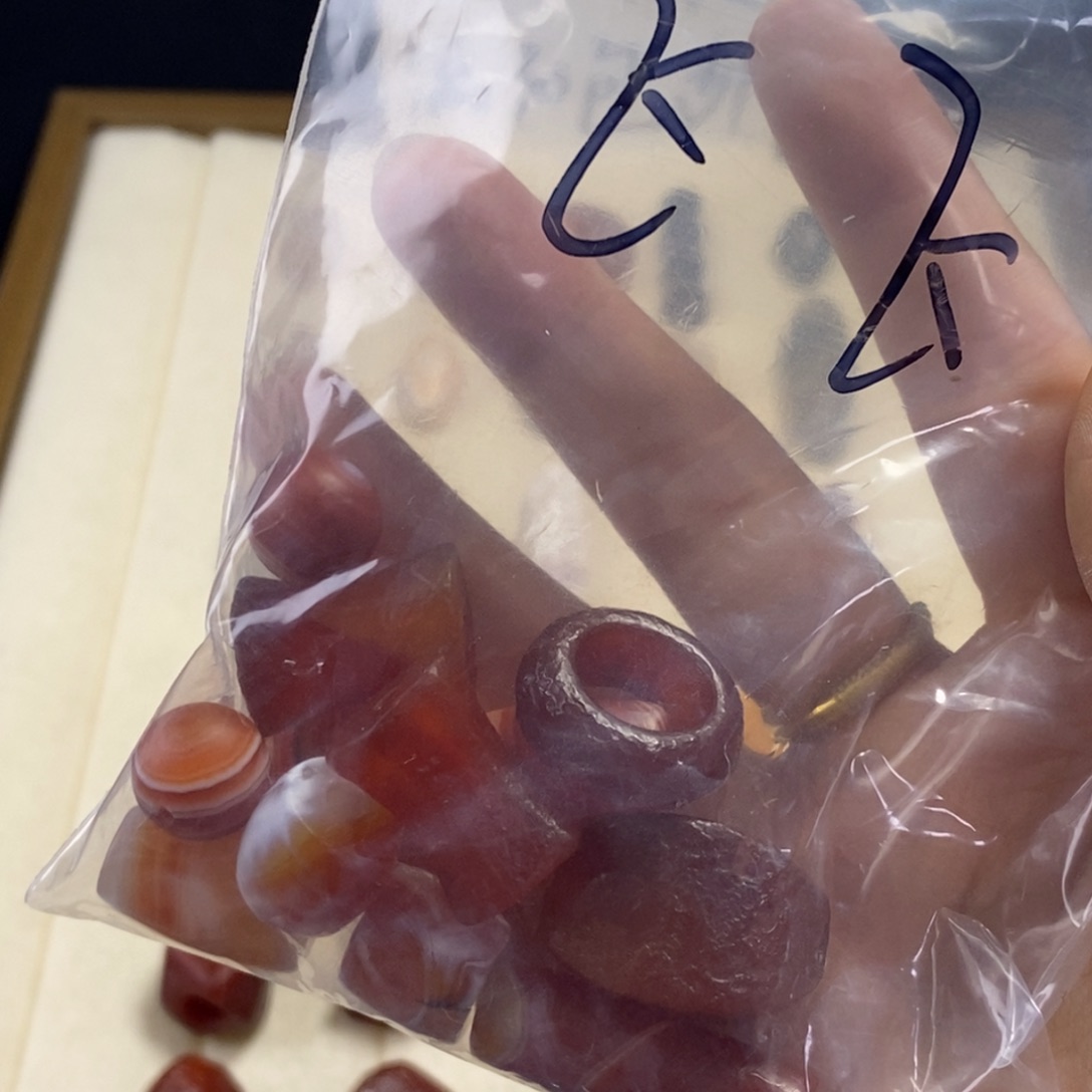 飞***飞玛瑙/玉髓未镶嵌颈饰