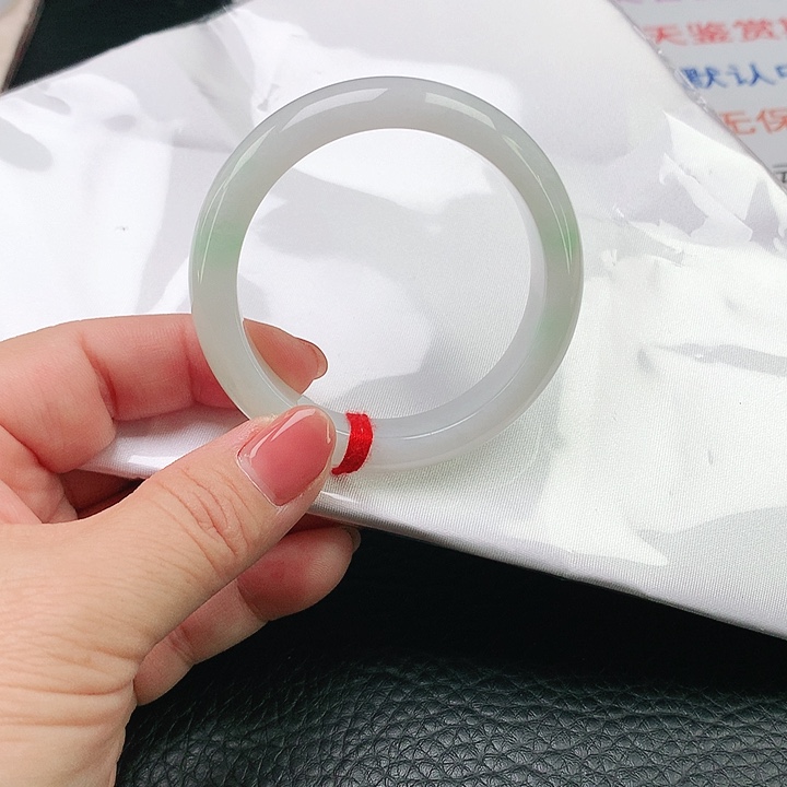 翡翠手镯未镶嵌翡翠225