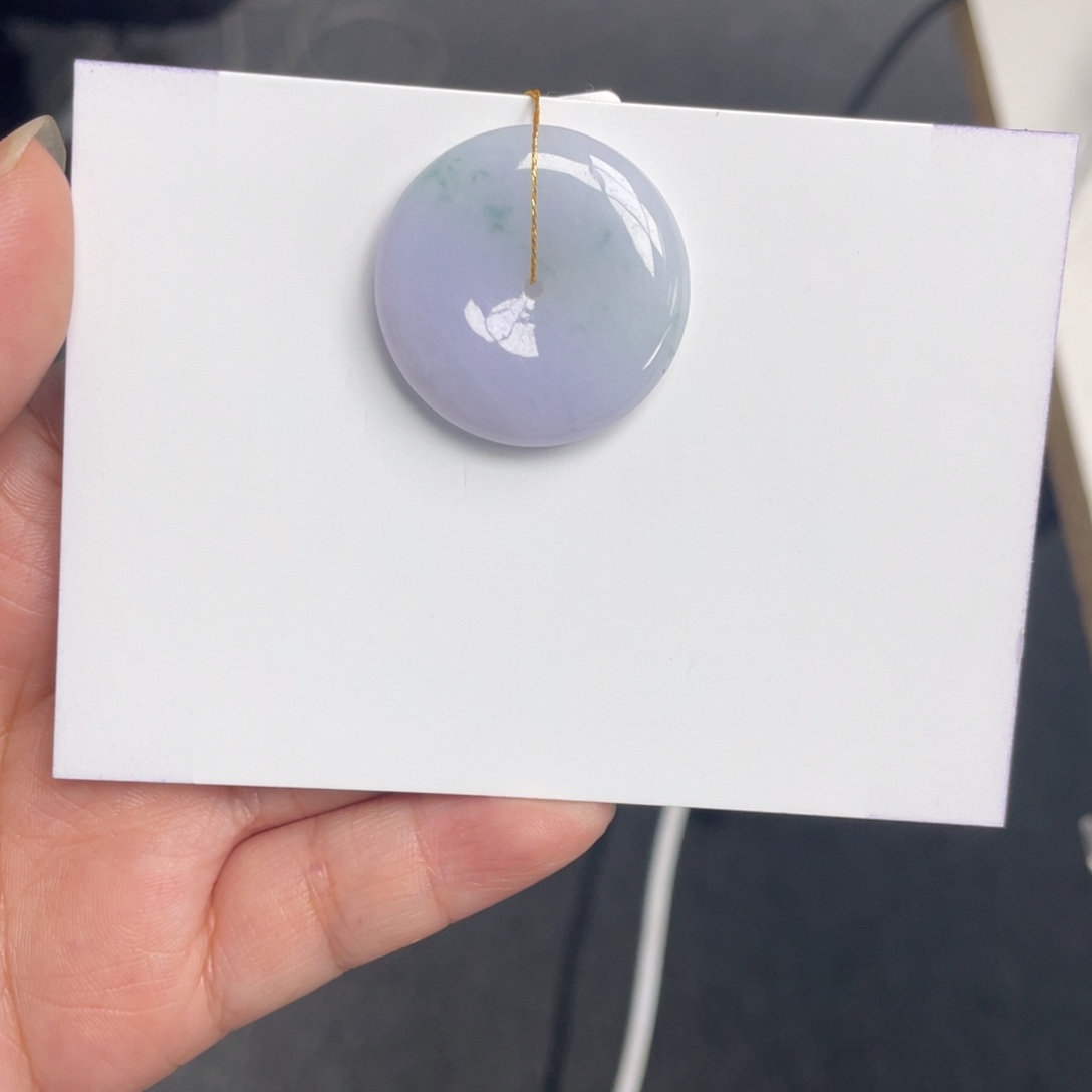 翡翠未镶嵌颈饰平安扣