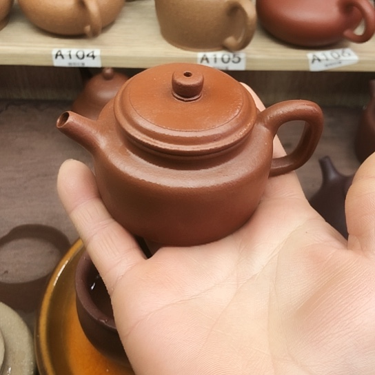 v***y茶壶紫砂朱泥得中90豪升左右