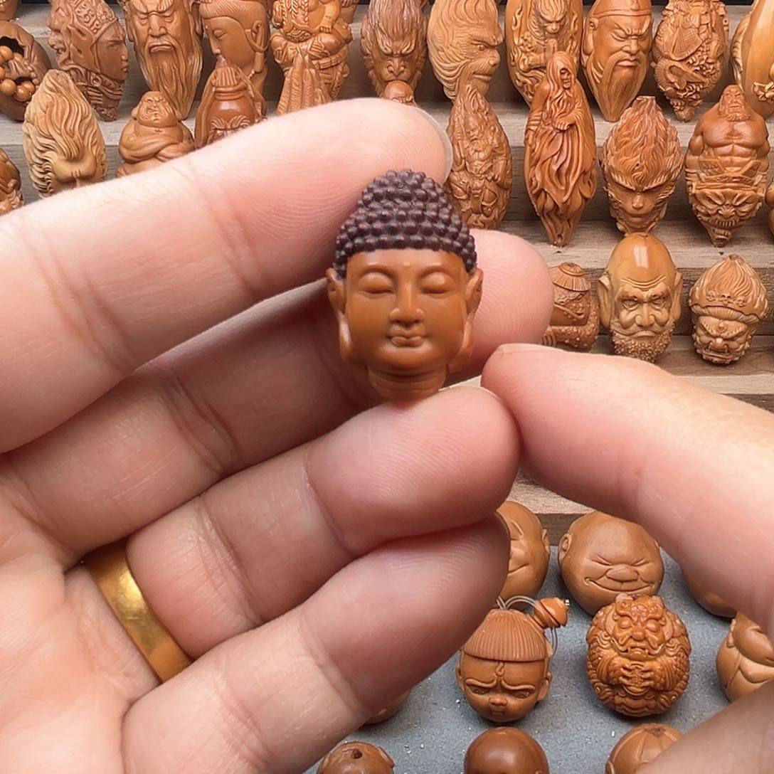 橄榄核吊坠17.5如来佛祖