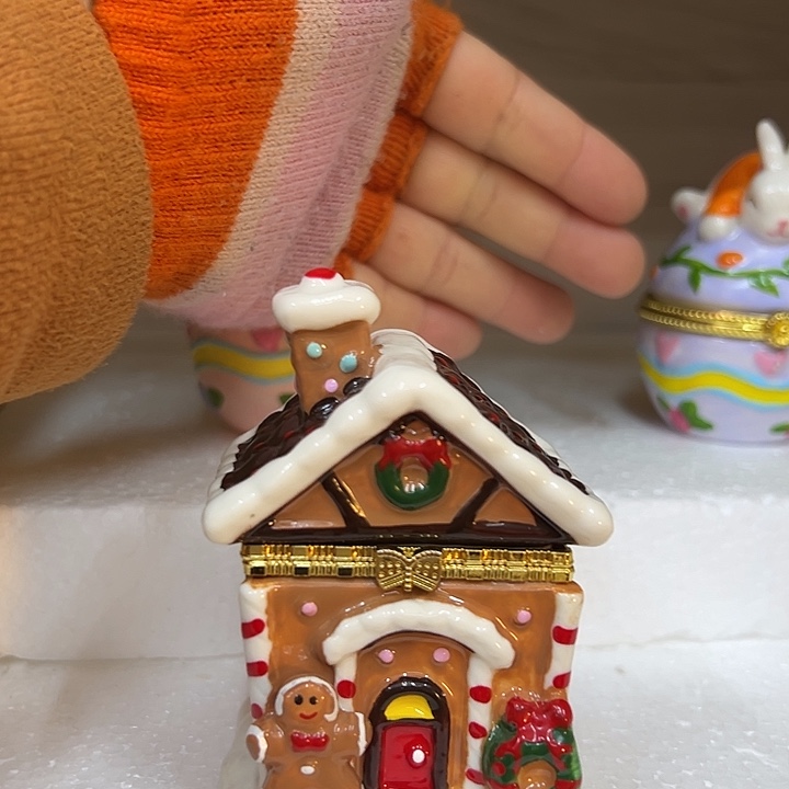 摆件陶瓷等行业的产品出口到世界