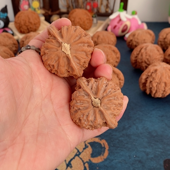 文玩核桃把件全品宫灯43