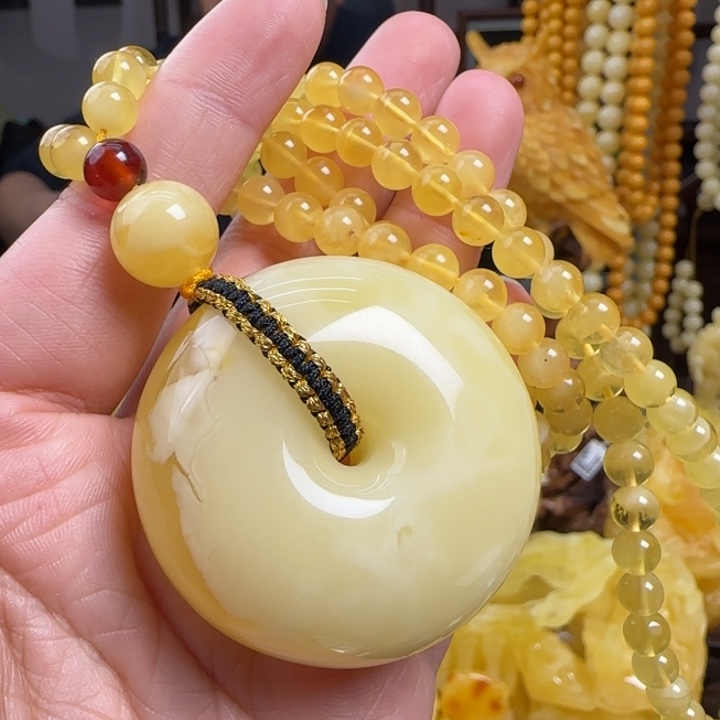 蜜蜡珠宝奇石未镶嵌
