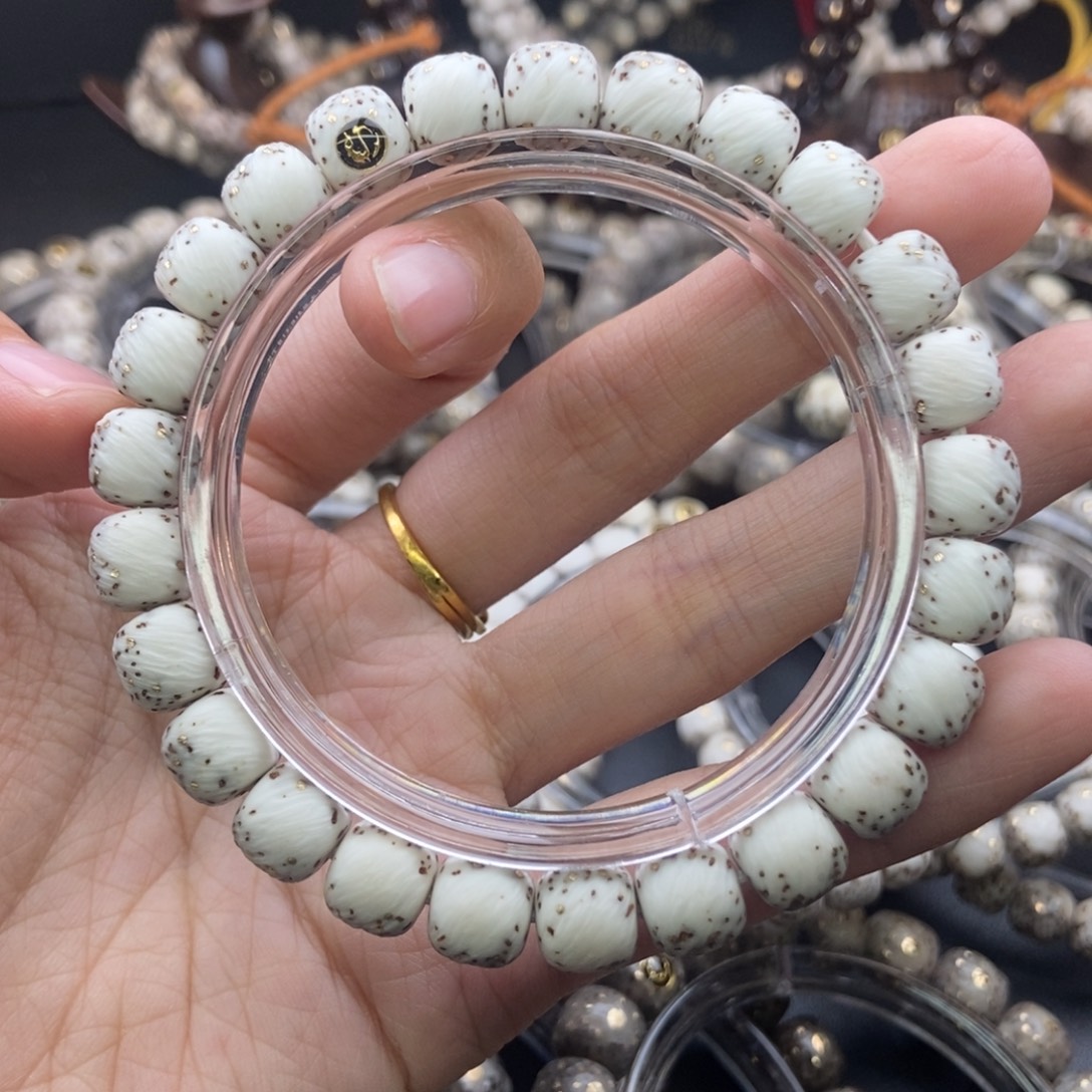 侦***夜星月菩提吊坠拉丝雕刻