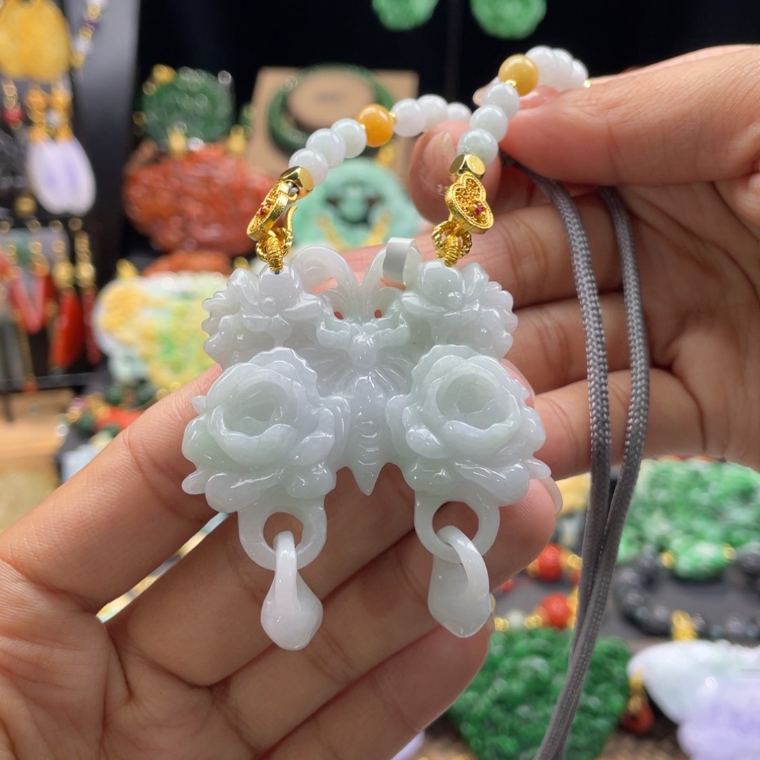 翡翠颈饰未镶嵌代编织