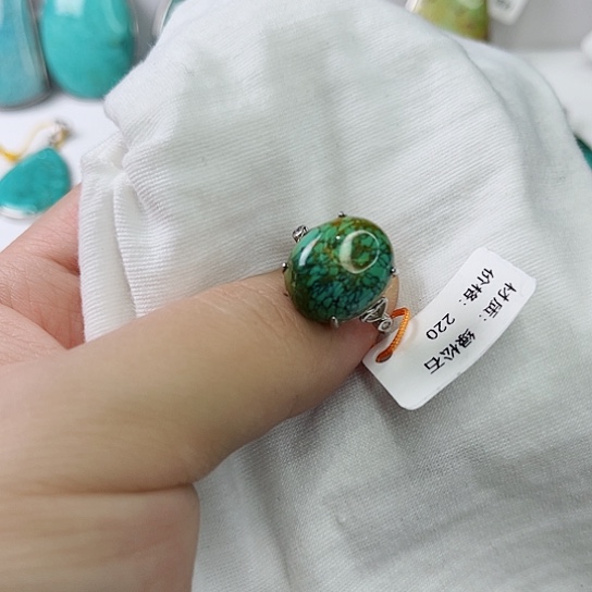 南红玛瑙珠宝奇石未镶嵌