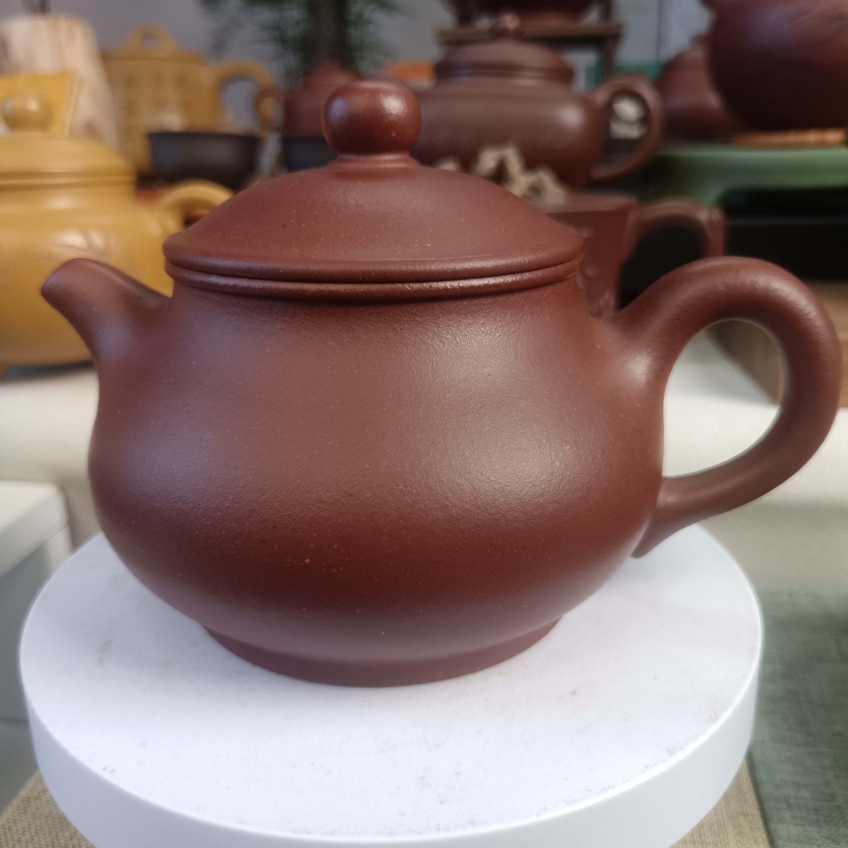 腾兴紫砂岀品，精品底槽清红泥紫砂潘壶，精选黄龙山底槽清，300cc
