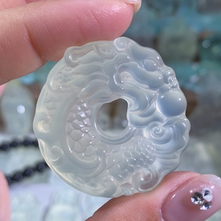 岫玉吊坠未镶嵌吊坠