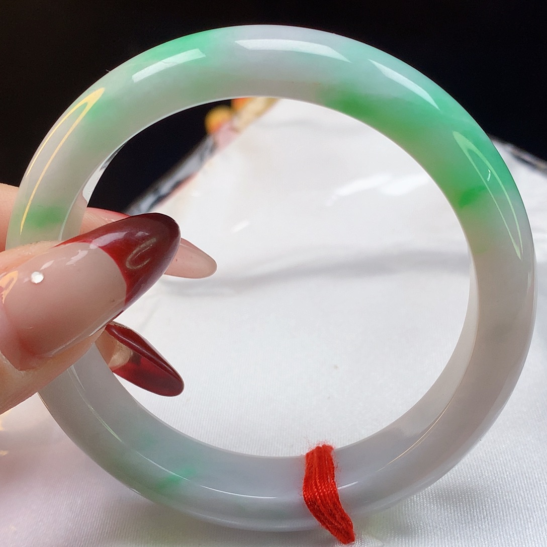 翡翠手镯未镶嵌天然翡翠1116