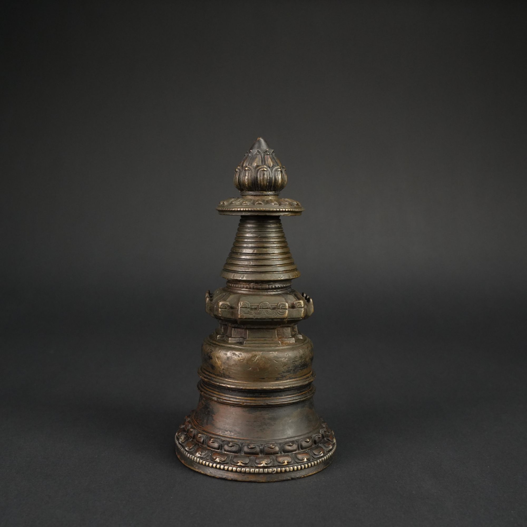 【预展】LOT 122708 14世纪 铜噶当塔