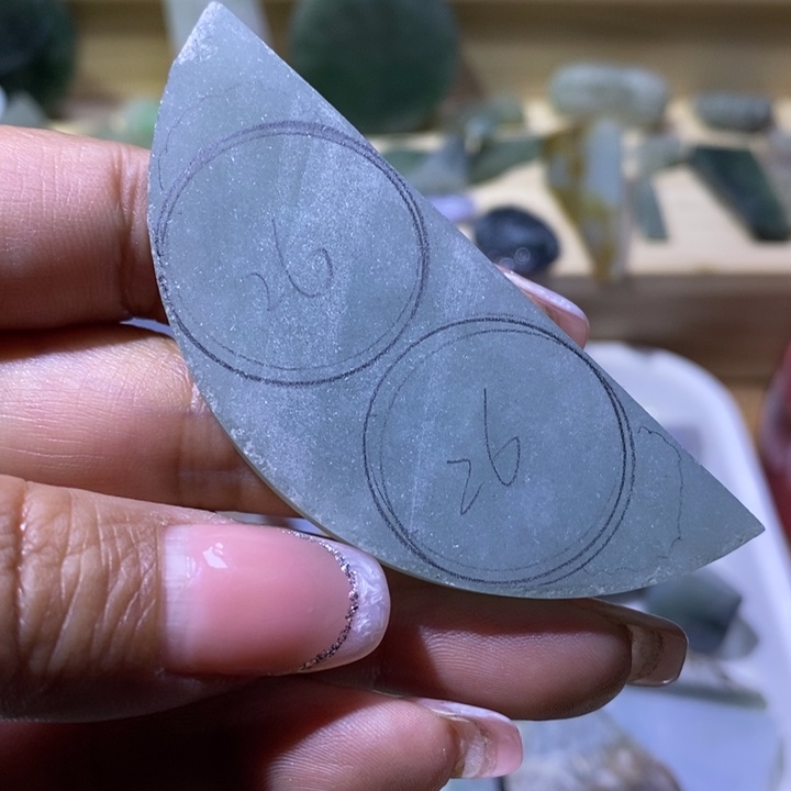 吴***少定制翡翠未镶嵌翡翠