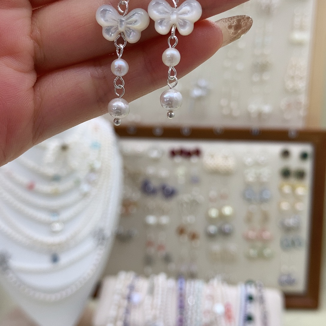 银S925镶嵌淡水珍珠耳饰