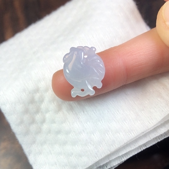 翡翠未镶嵌颈饰缅甸A货，每天下午1点半开播