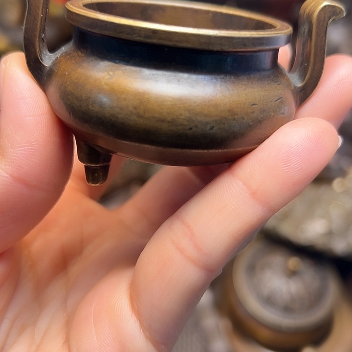 铜器摆件老王直播间