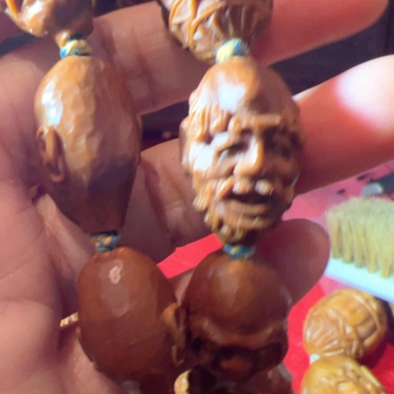 【闪购商品】橄榄核手串/手链油核须派十八罗汉手持