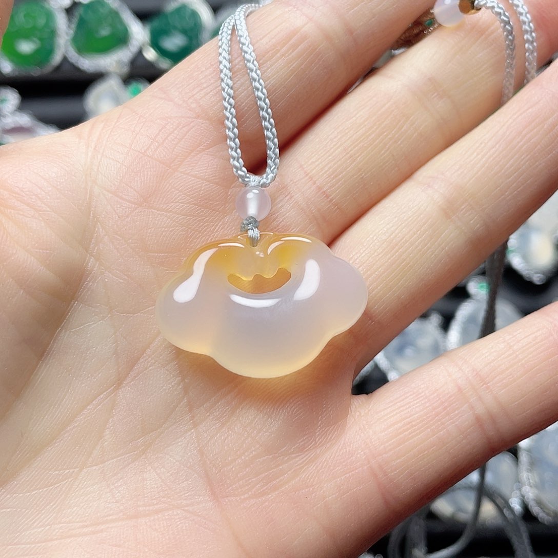 玛瑙/玉髓挂件未镶嵌