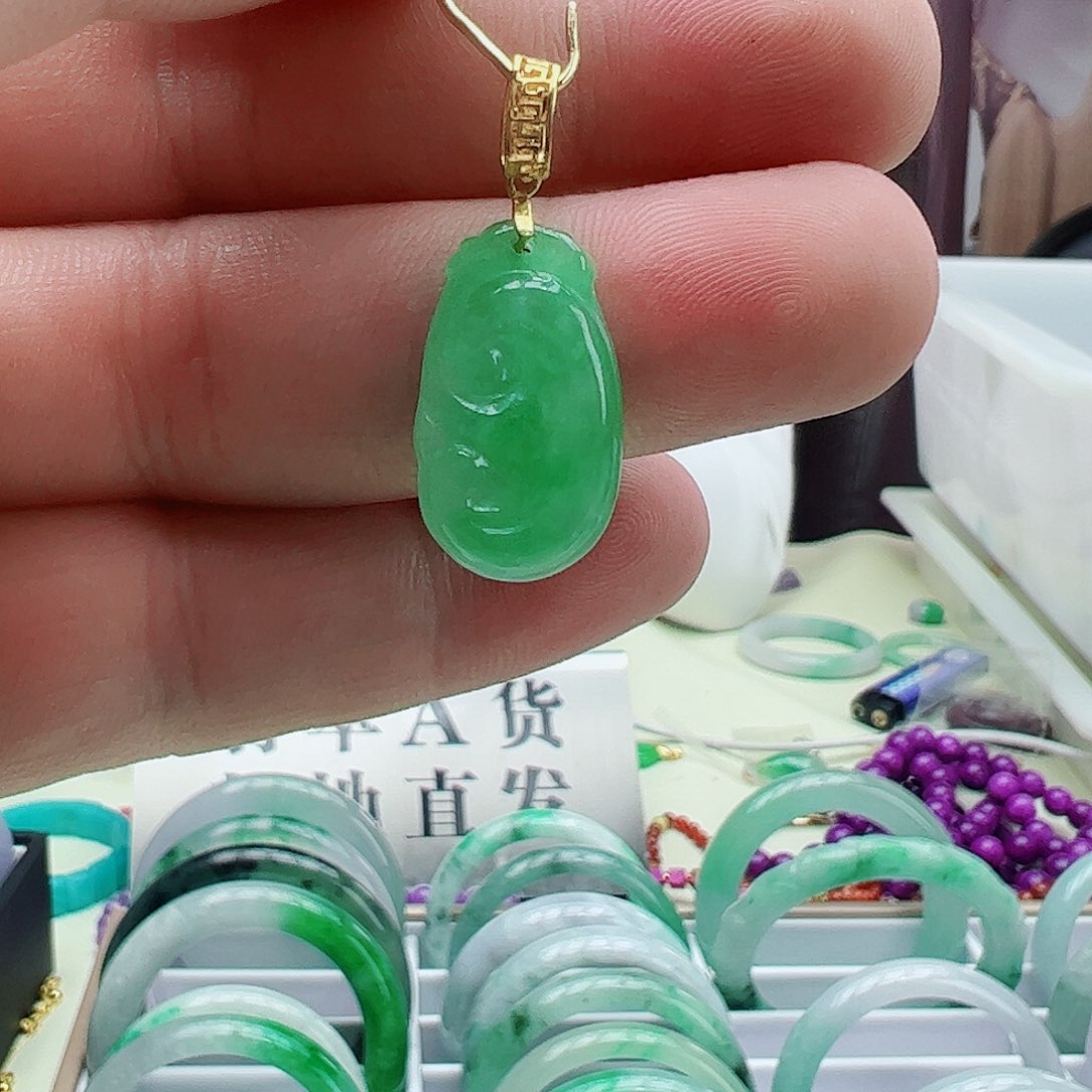 翡翠吊坠(赠链)银S925镶嵌