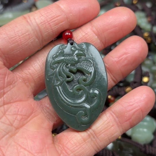 和田玉吊坠未镶嵌