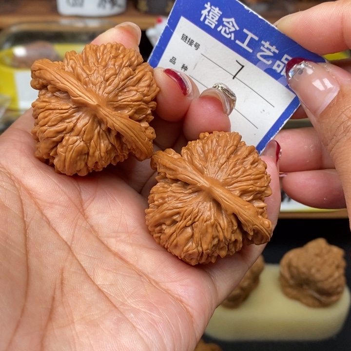 文玩核桃吊坠43四座楼