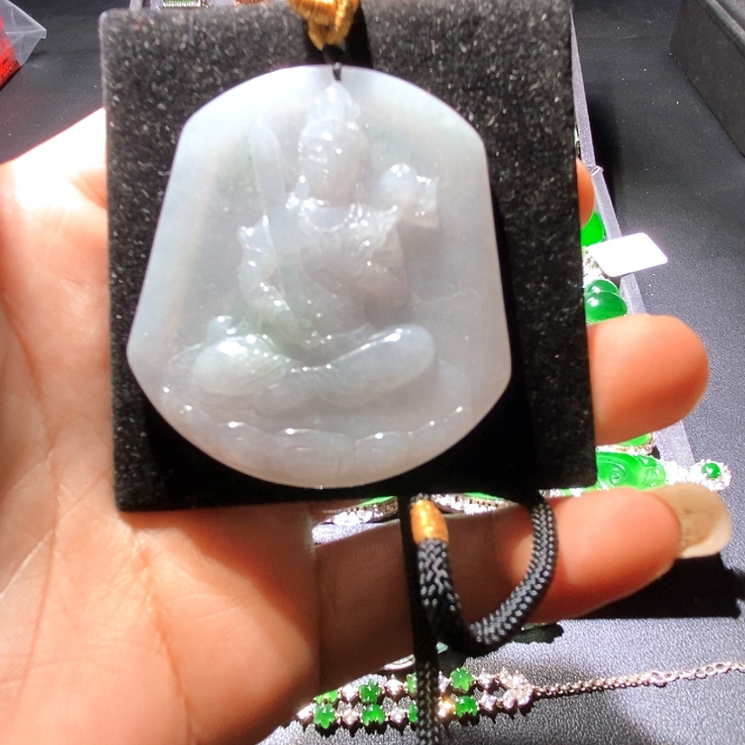 翡翠未镶嵌吊坠(赠链)A货翡翠10